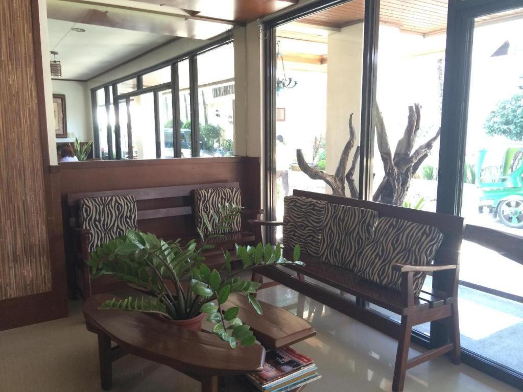 La Esperanza Hotel Kalibo Luaran gambar