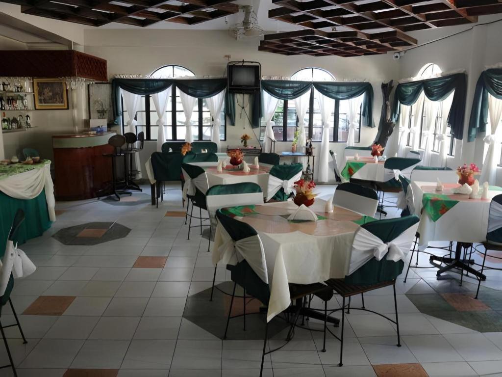 La Esperanza Hotel Kalibo Luaran gambar